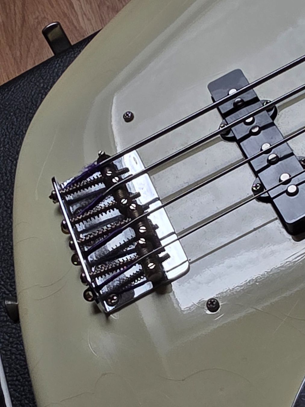 Strumenti musicali: Fender Jazz 64 NOS Custom Shop – Usato da La Chaux-de-Fonds venduto da smkelly 5