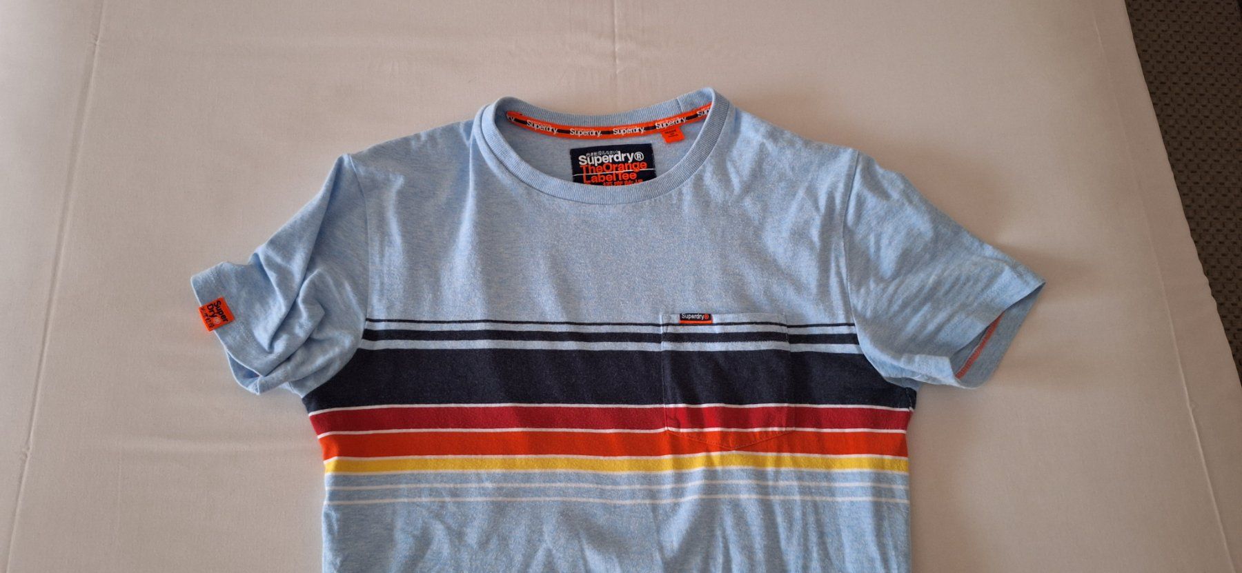 Superdry T-shirts: T-Shirt Superdry Grösse S – D'occasion à Richterswil par uscars 5
