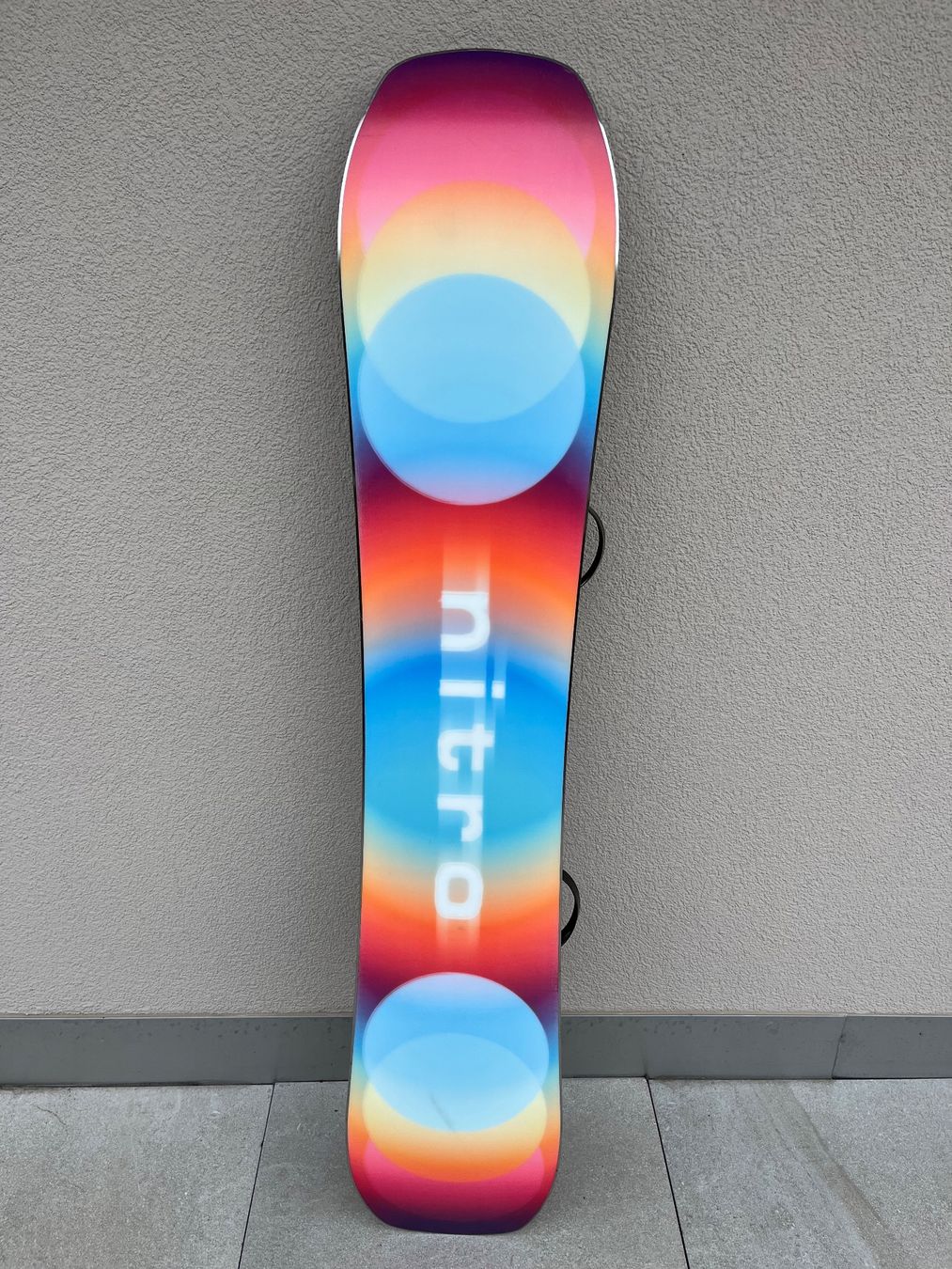 Snowboard Nitro Board: Snowboard Nitro Optisym 146 cm mit Vibram Bindung – Usato da Hildisrieden venduto da ste_8mcc 1