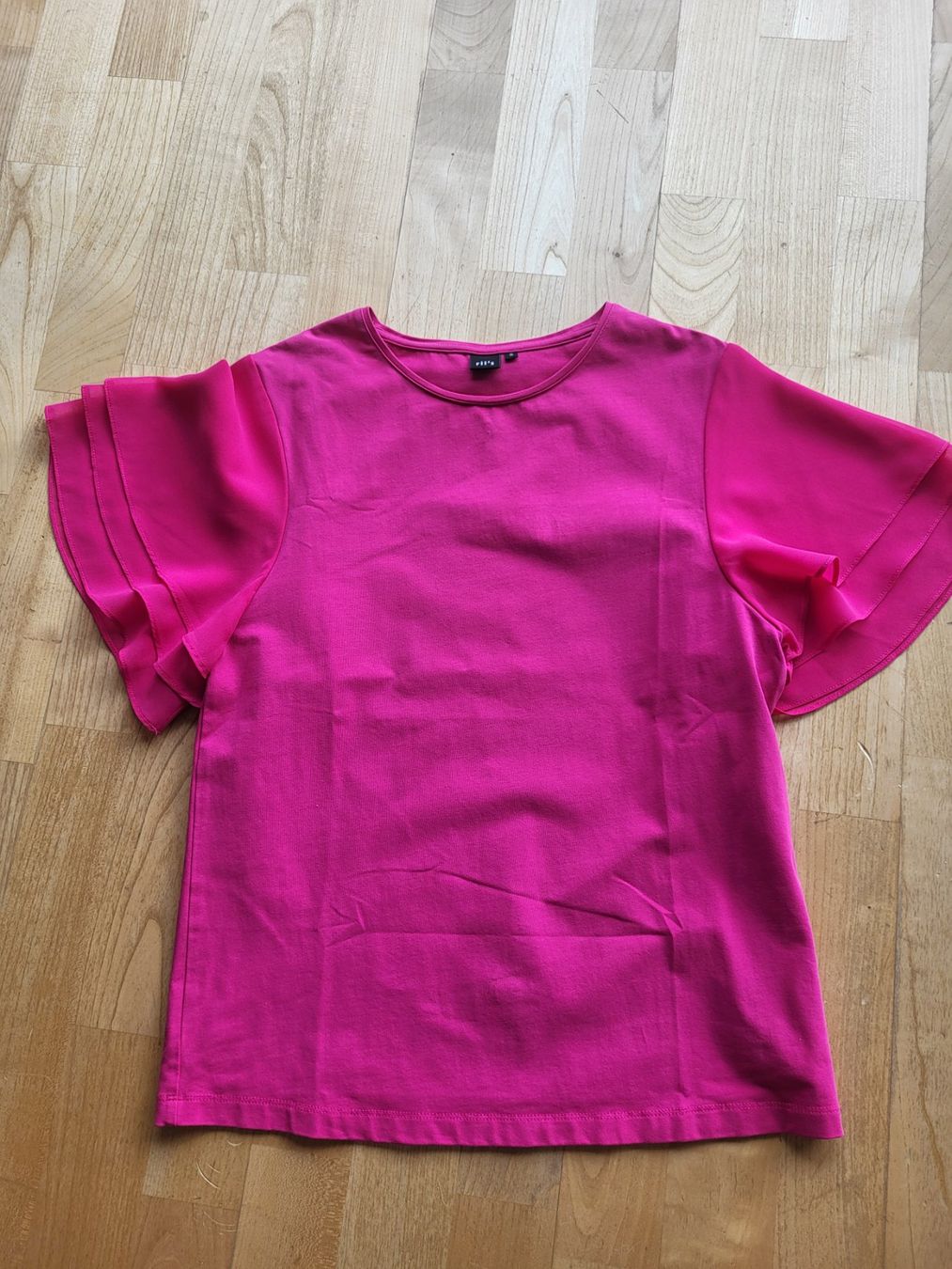 T-shirt: T-shirt    Designer Norway    - S /M – Nuovo (secondo la descrizione) da Zumikon venduto da cozurich