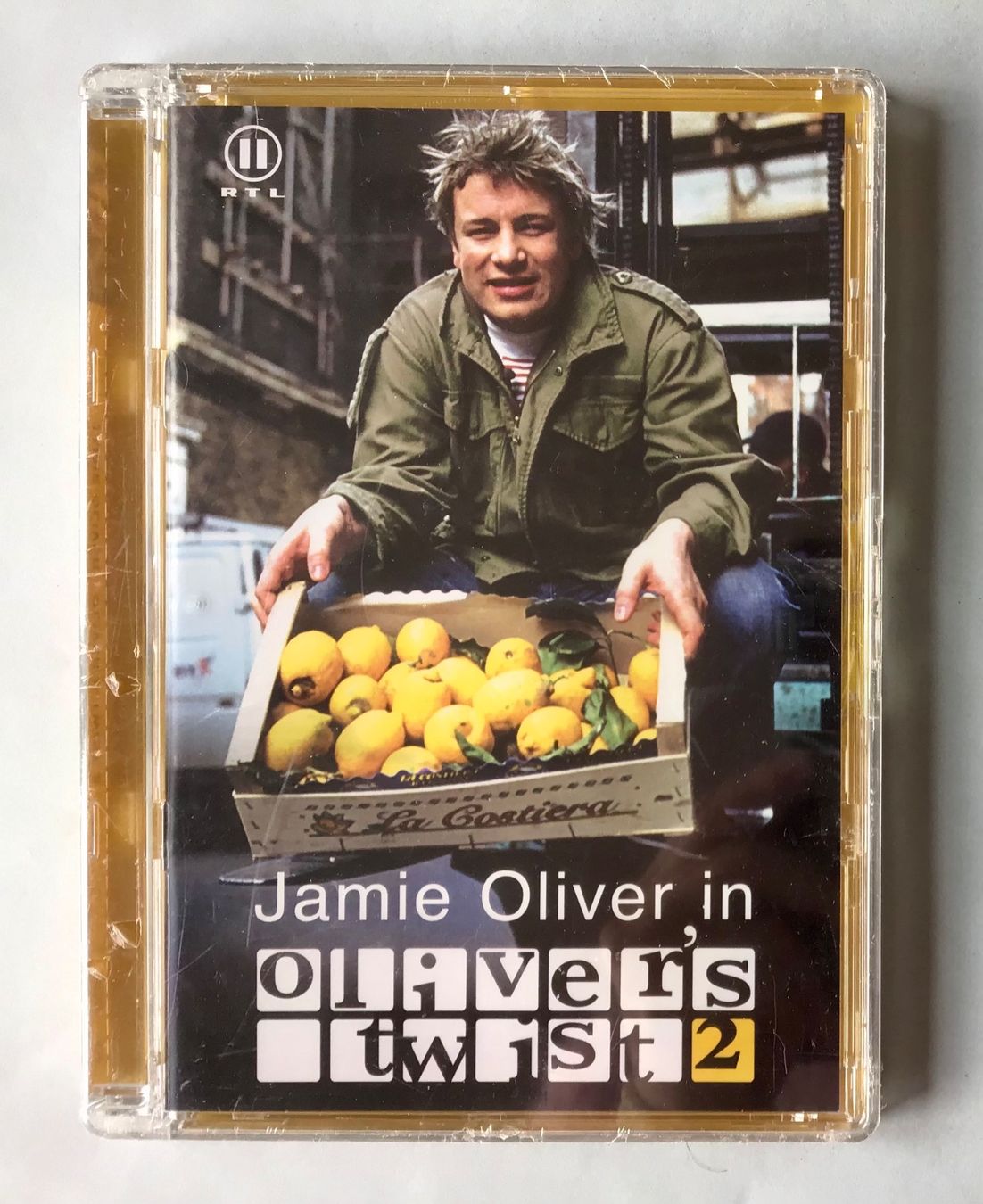 Tutti i DVDs: Jamie Oliver - Oliger's twist 2 - Kochsendung – Nuovo e nell'imballaggio originale da Bubendorf venduto da Alpenheidi