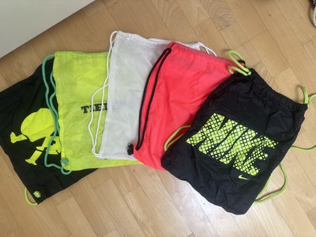 5 Turnbeutel Nike, etc.