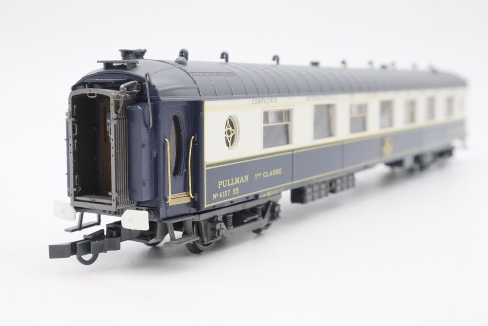 Rivarossi Modelleisenbahnen: Rivarossi 3553 CIWL "Côte d'Azur" 4157 H0 DC – Gebraucht aus Basel von Railfun 3