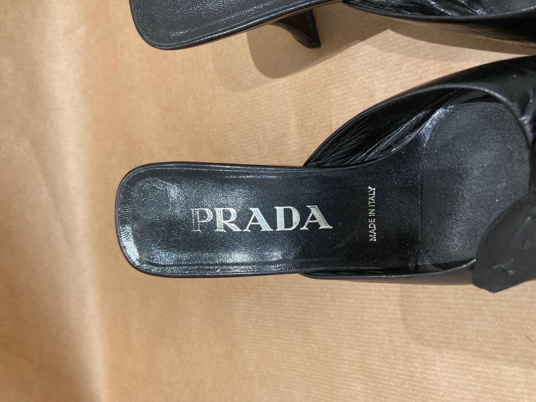 Prada Scarpe da donna: Prada sabot no 35 – Usato da Paradiso venduto da Kayakara 3