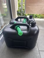 2x Benzinkanister 20 Liter mit Auslaufrohr