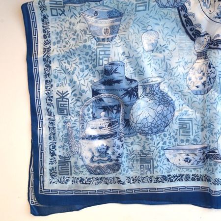 90x90cm Seidenschal, Blau-Weiss, Chinesische 100% Seide, neu
