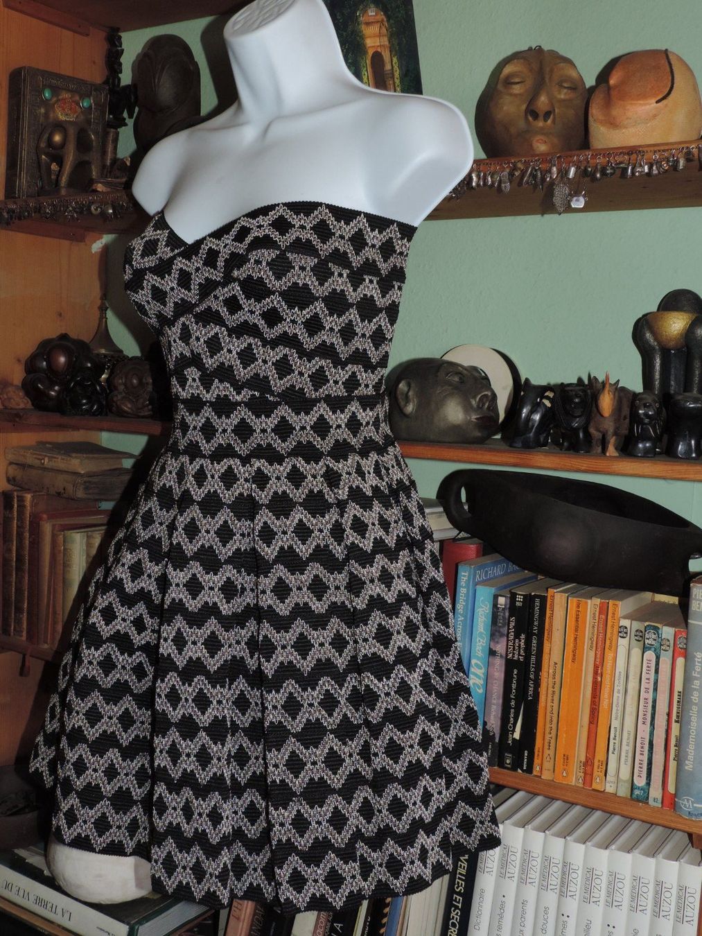 Vestiti: jolie robe bustier noir et blanche – Usato da Genève venduto da Axelle333 4