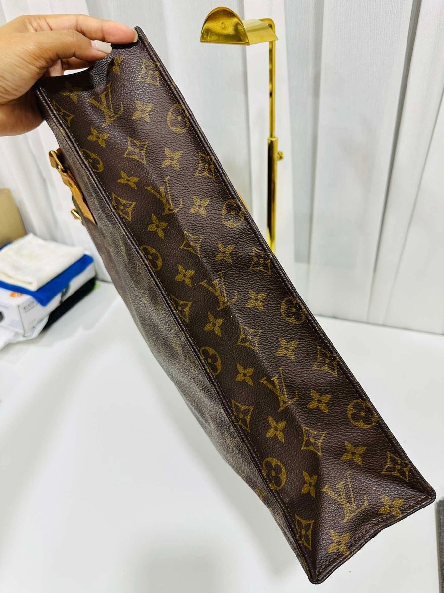 Louis Vuitton Taschen für Damen: Louis Vuitton Sac Plat Handtasche besteht – Gebraucht aus Widnau von Pukpan_99 1