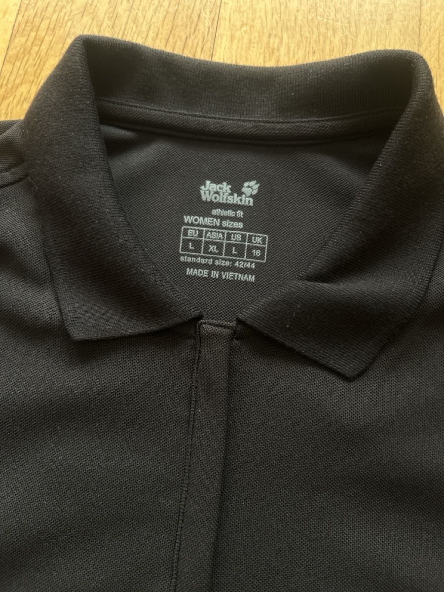 T-shirt: Polo Shirt Jack Wolfskin – Usato da Bern venduto da 44RewornHunter 2