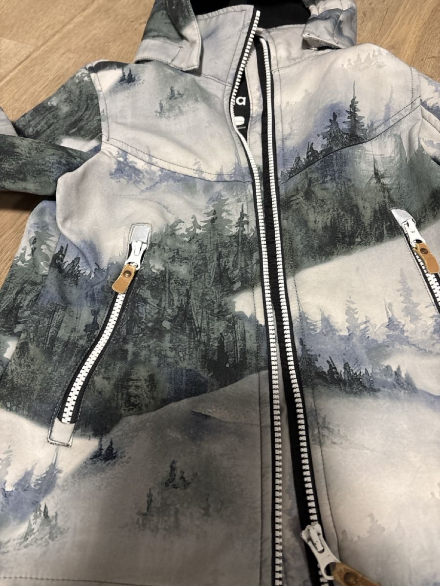 Reima Giacche & Cappotti: Reima Softshelljacke Gr. 128 – Usato da Birmensdorf ZH venduto da Duraj 1