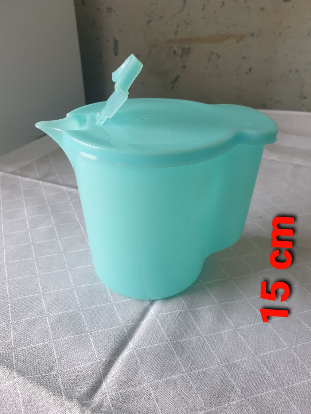 Tupperware Behälter & Ähnliches: Tupperware pichet à liquide – Gebraucht aus Vauderens von sylvieswiss 3