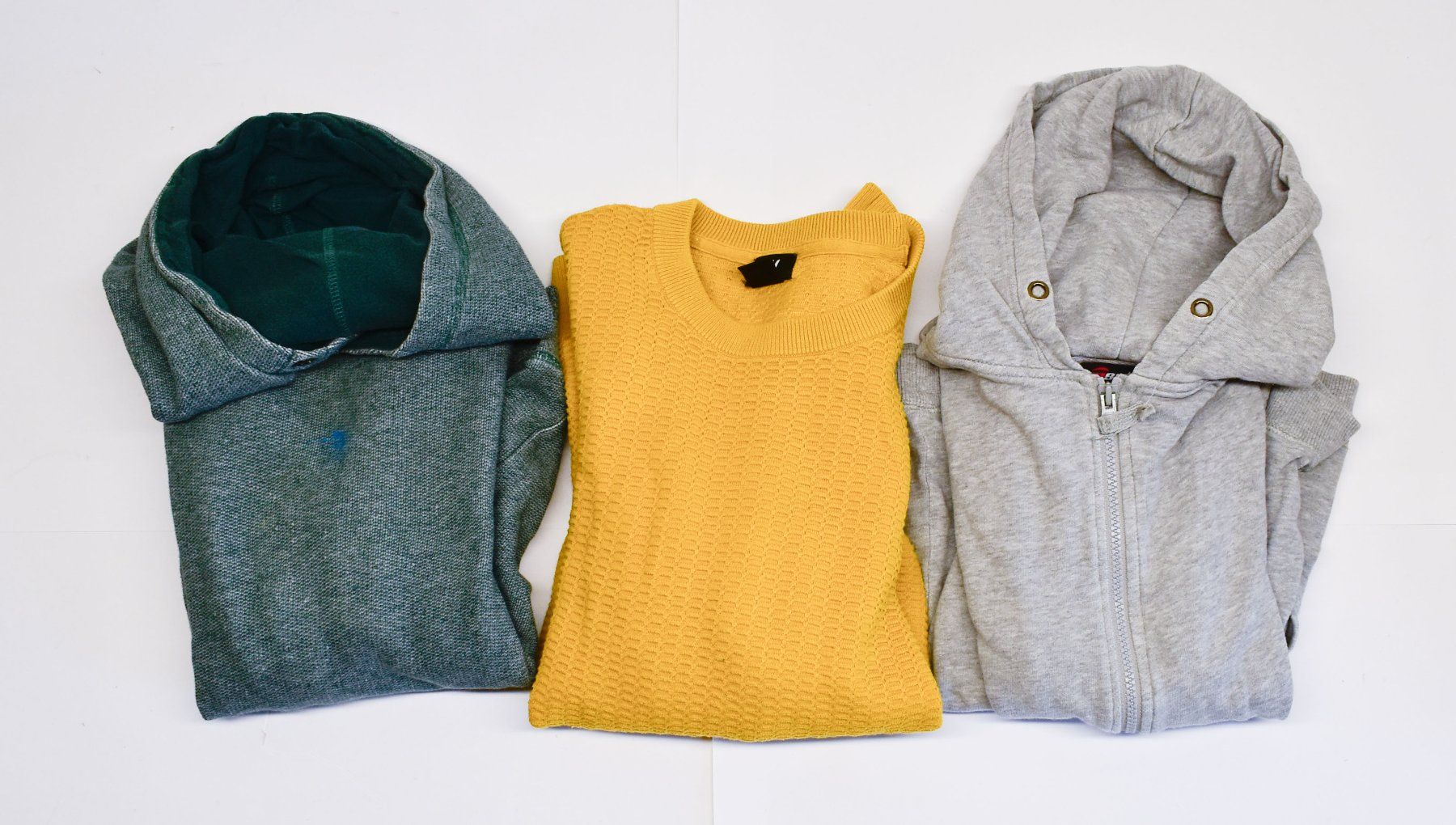 Pullover & Sweatshirts: 3 Pullover Kleiderpaket Jugendliche Jungen Gr. 140 – Gebraucht aus Biel/Bienne von tim_pww5