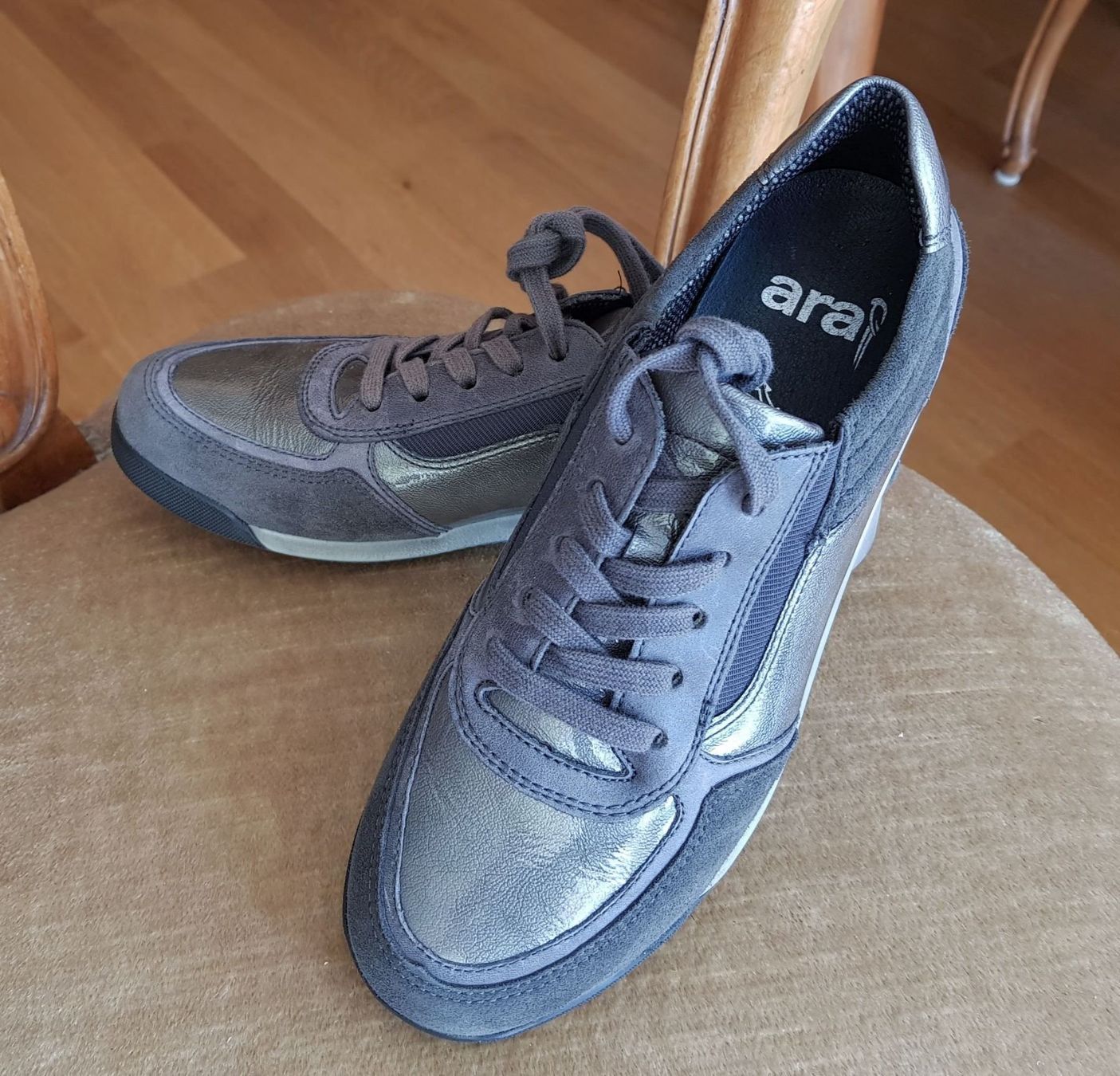 Chaussures femmes: Sneaker von ARA GR.36,5 – Neuf avec emballage d'origine à Reinach AG par innamac 3