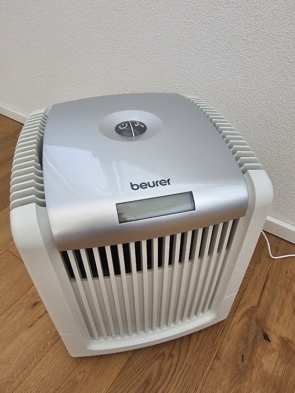 Beurer Umidificatori d'aria: Air Humidifier & air purifier – Usato da Regensdorf venduto da kim_w6dy 2