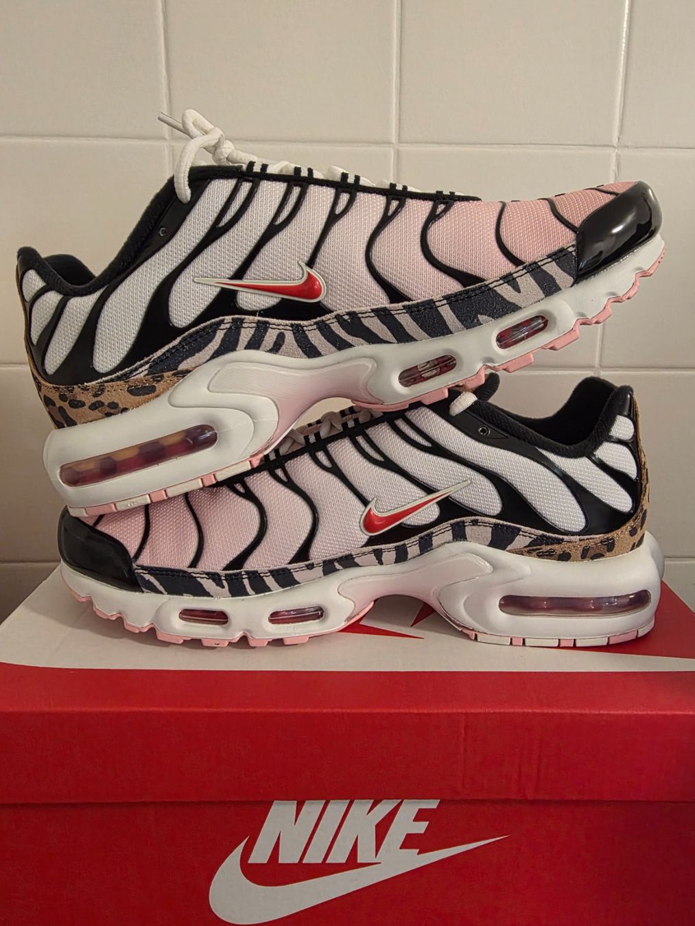 Nike Scarpe da uomo: Nike Air Max Plus Tn – Nuovo e nell'imballaggio originale da Fleurier venduto da dav_xx8y 1