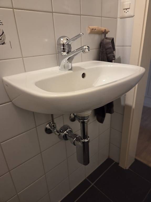 Mobili per bagno: Verschiedene Badmöbel - waschtisch – Usato da Aarberg venduto da Dieter799 1