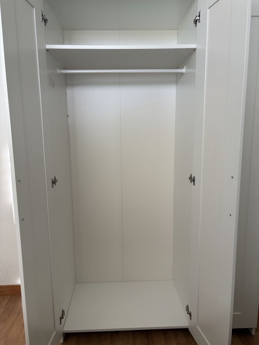 Schränke: Armoire blanche -Ikea – Gebraucht aus Plan-les-Ouates von ariana.stl 2