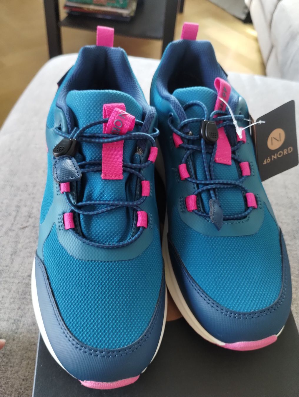 46 Nord Herrenschuhe: 46 Nord taille 37 – Neu und originalverpackt aus Lausanne von Martinucci 1