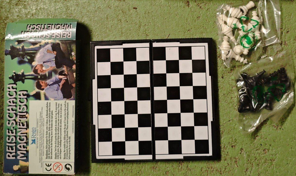 Giochi: Reiseschach (Kunststoff/Plastik) – Usato da Niederhasli venduto da Ryjs