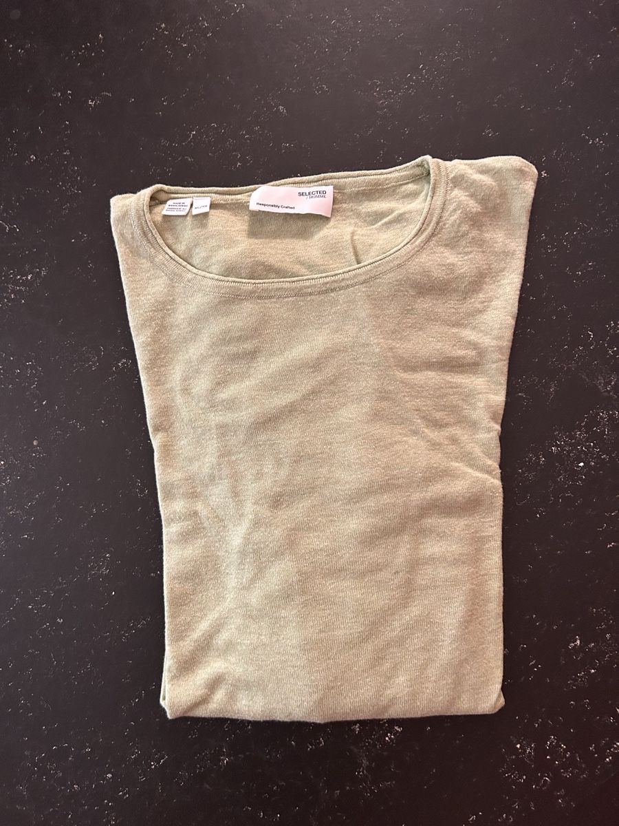 Selected Pulls & Sweat-shirts: 2 Selected Longshirts – D'occasion à Kirchdorf AG par Rossini1 2