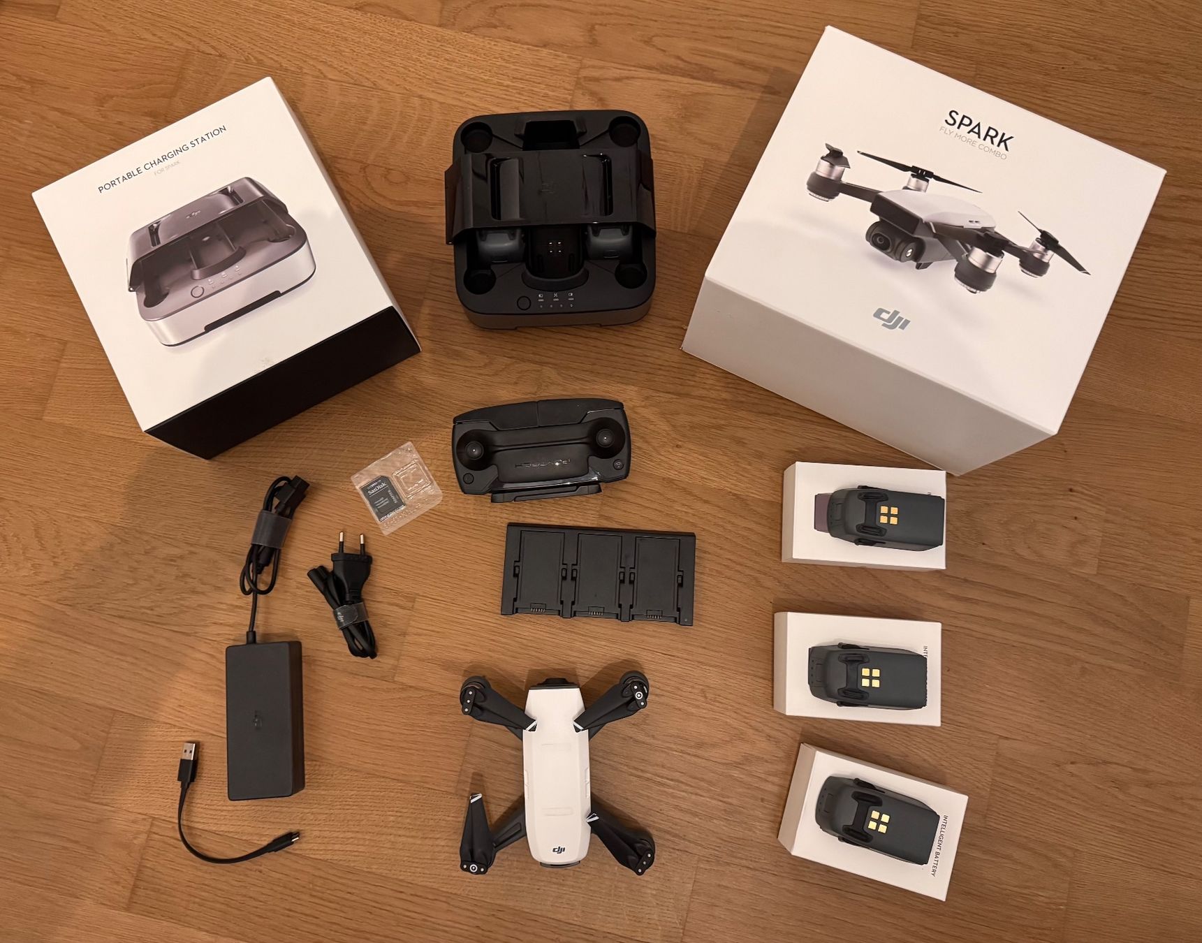 DJI Modellismo RC: DJI Spark inkl. portable charging station – Usato da Cham venduto da Thrylos 4