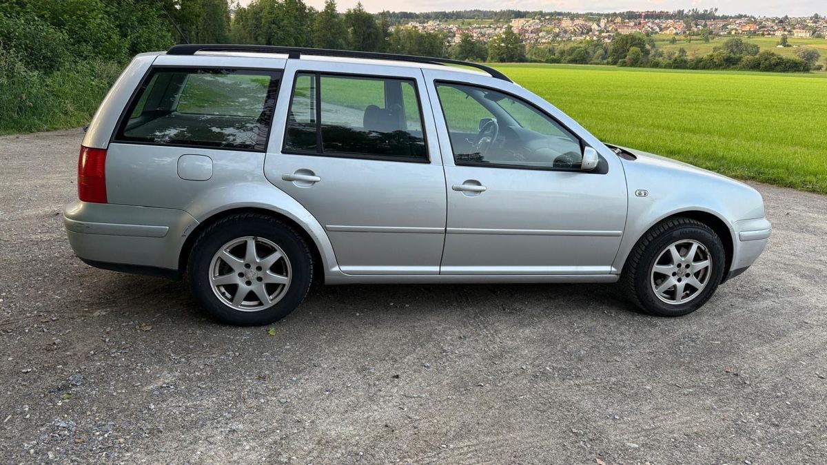 VW Automobili: VW Golf 4 Variant Defekt – Difettoso da Zufikon venduto da nra_y6tr 5