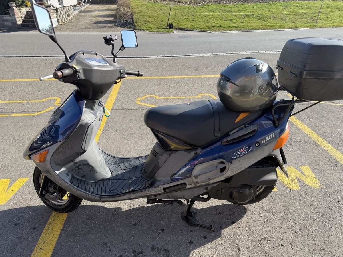 Suzuki Scooter: Suzuki Roller AN 125 – Usato da Romanshorn venduto da Kero0 1