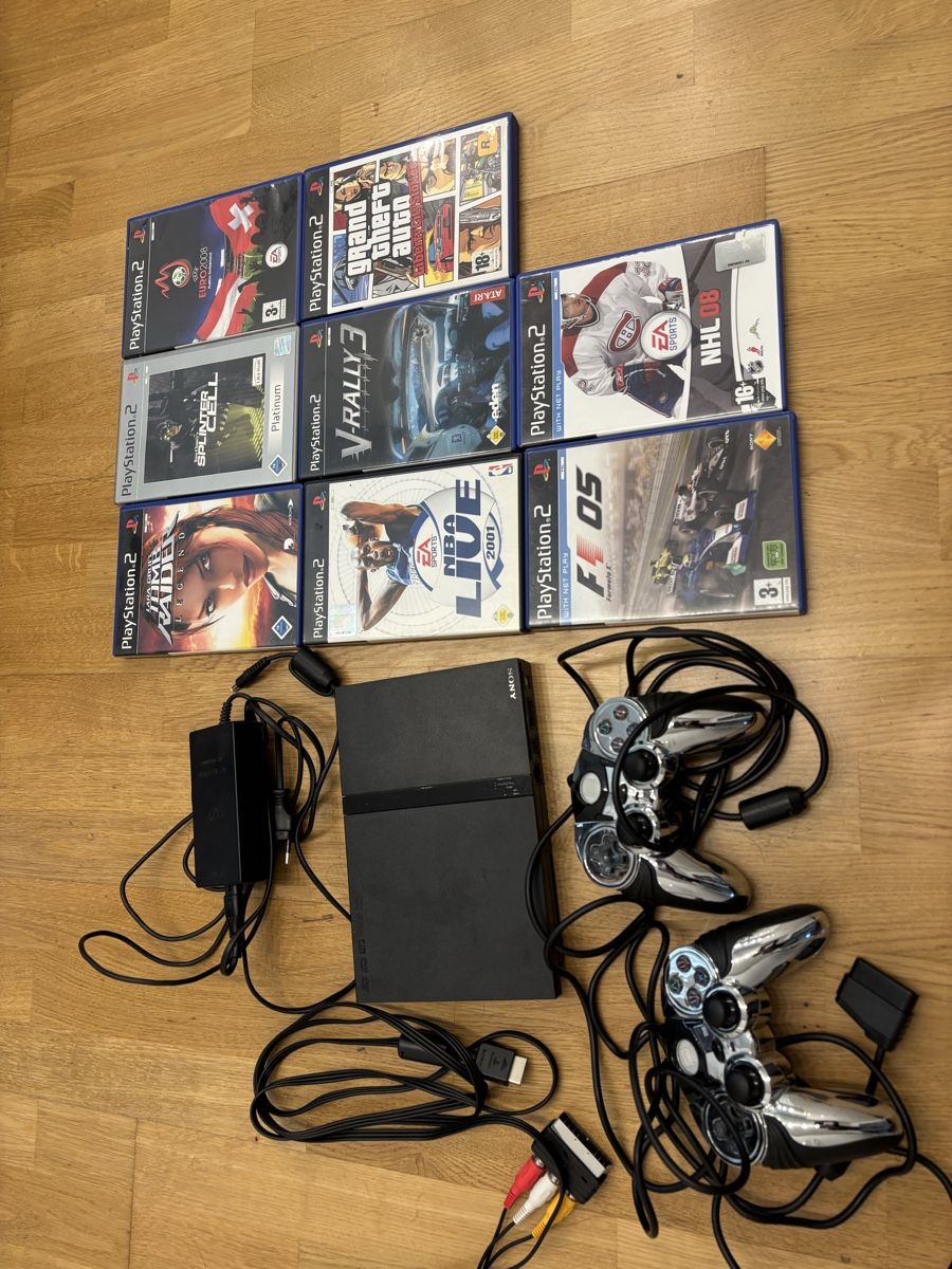 Sony Konsolen: Playstation 2 Set mit 8 Spielen – Gebraucht aus Basel von Lance81