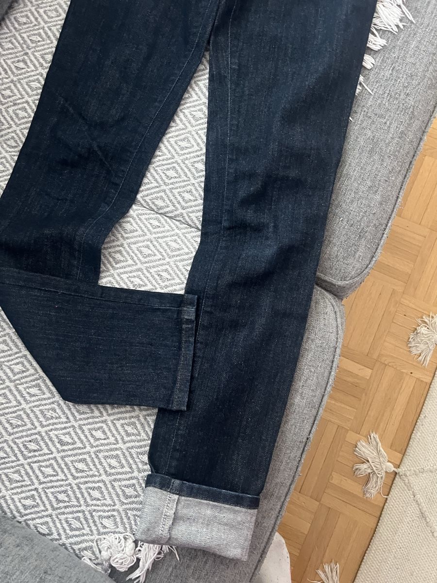 Diesel Jeans: DIESEL JEANS GROUPEE GR 24 – Usato da Basel venduto da theo-g77 1