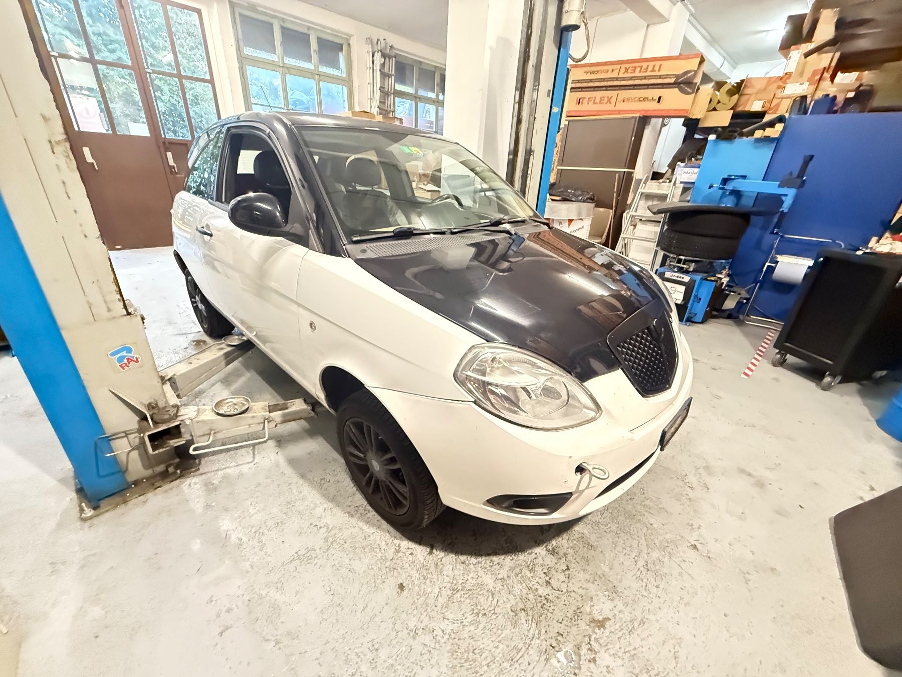 Lancia Automobili: lancia ypsilon 1.2 – Usato da kölliken venduto da bingo999