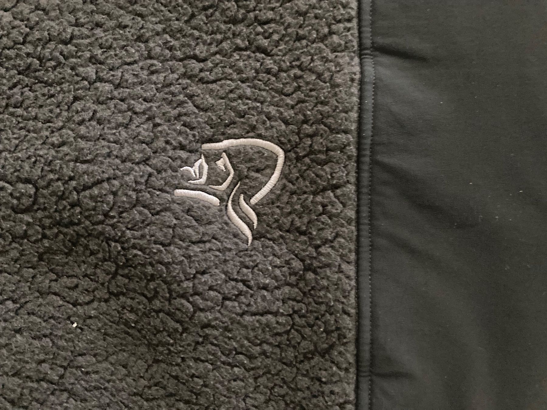 Norrøna Giacche: Norrona trollveggen warm3 Jacket – Usato da Clarens venduto da gil_5mbg 2