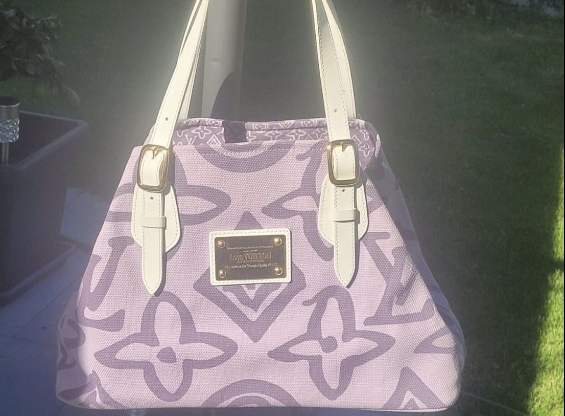 Louis Vuitton Borse da donna: Louis Vuitton Purple Monogram Tahitienne Cabas – Nuovo (secondo la descrizione) da Murten venduto da Lvfan4ever44 2