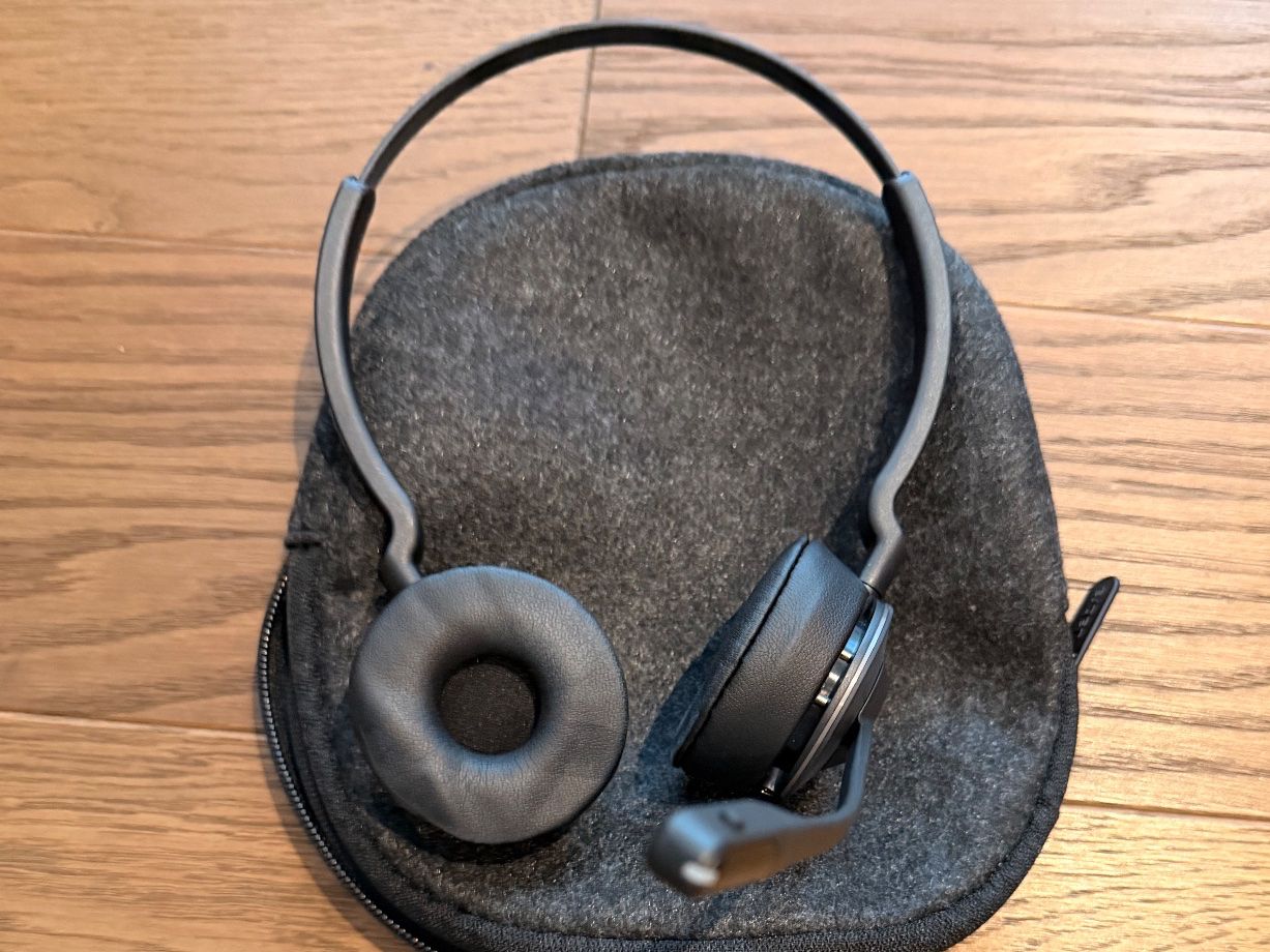 Jabra Cuffie: Jabra Engage 55 USB-C DECT Headset, einwandfrei komplett – Nuovo (secondo la descrizione) da Immensee venduto da Tago1