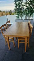 Table de cuisine en chêne non vieilli inclus 4 chaises