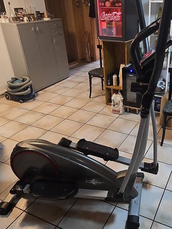 Hometrainer: Sportgrät – Gebraucht aus Grindelwald von Fribi016