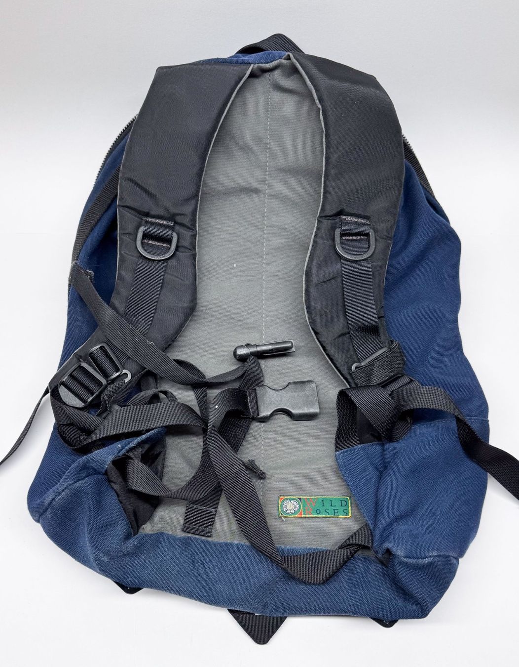 Zaini: Damenrucksack Rucksack Wild Roses Stoff – Usato da Biel/Bienne venduto da tim_pww5 1