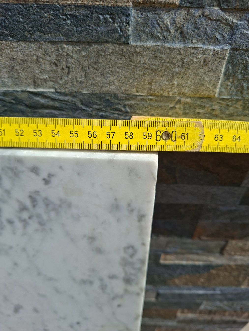 Servierplatten: Marmorplatte mit Adern, Rechteck – Gebraucht aus Ehrendingen von CHMEX 3