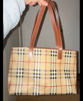 Burberry Handtasche/Tote Bag im klassischen Check Muster!