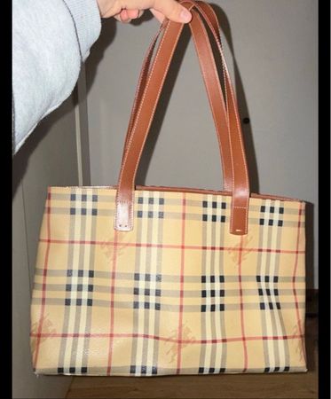 Burberry Handtasche/Tote Bag im klassischen Check Muster!