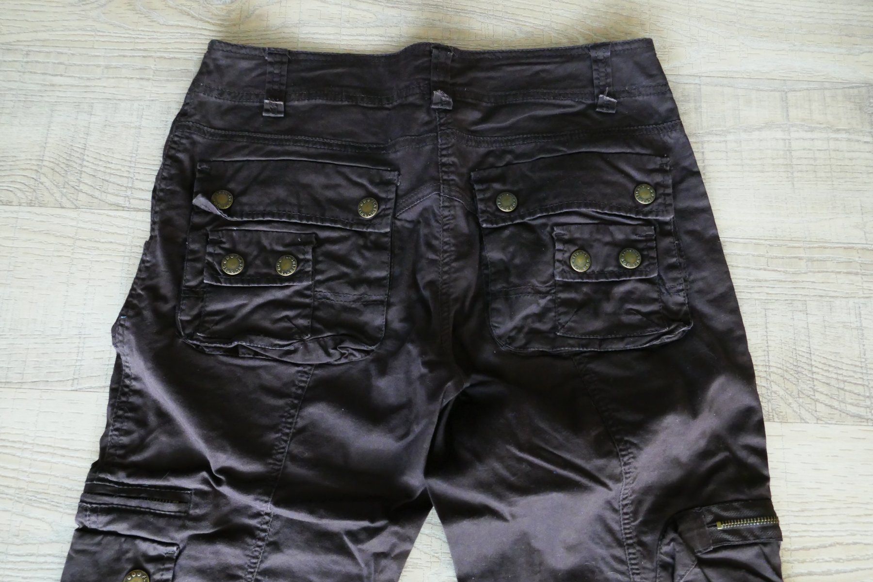 Pantaloni: Cargohose Baumwolle, braun, Gr. 38 – Usato da Port venduto da uzuku 8