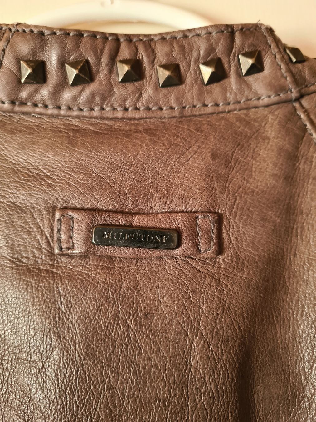 Giacche: MILESTONE LEDERJACKE TAUPE GR.38 – Nuovo (secondo la descrizione) da Adlikon venduto da jahr01 4