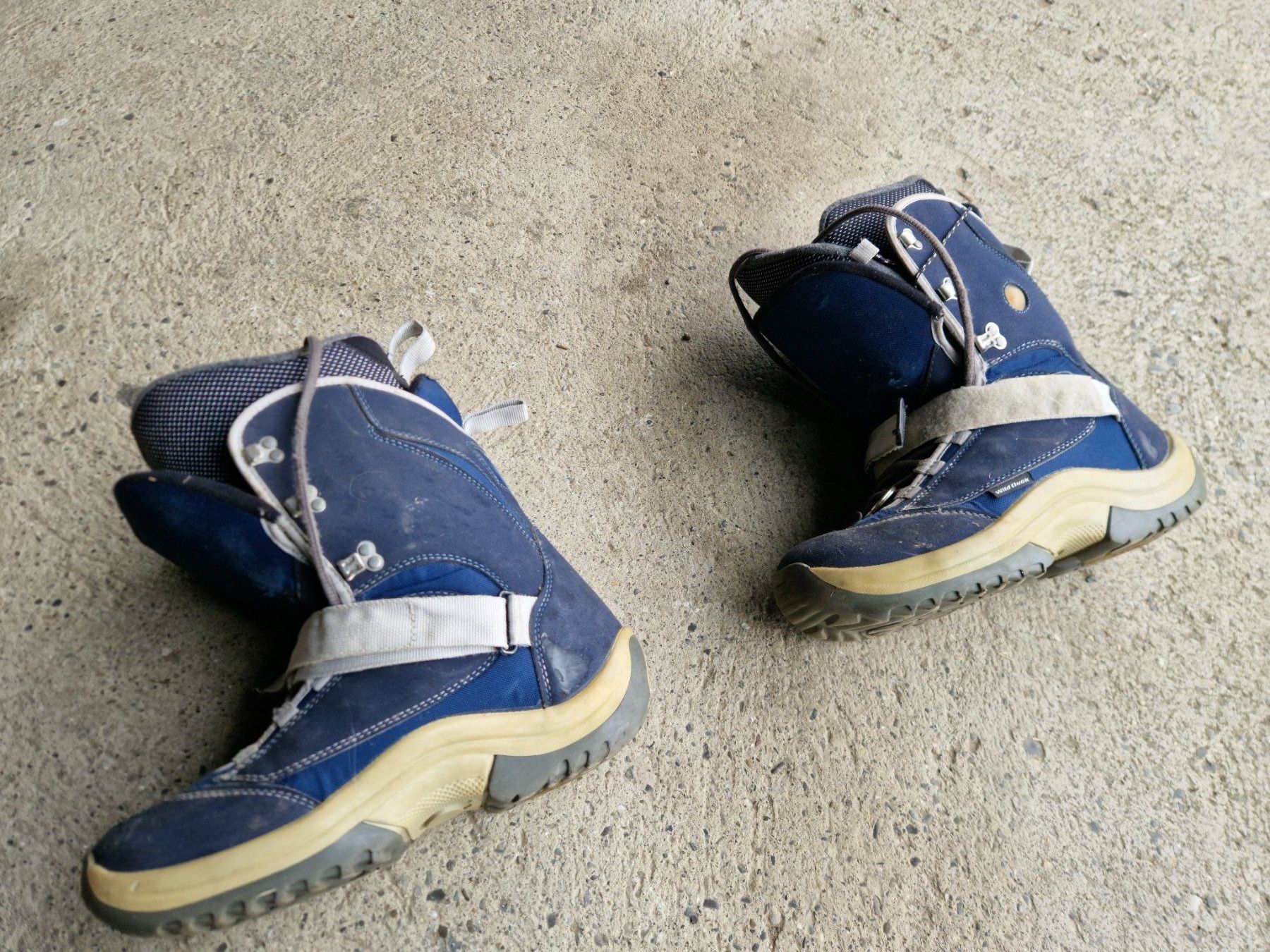 Board: Snowboard F2 mit Softbindungs Schuhen Grösse EU 44 – Difettoso da Weinfelden venduto da seetern 6