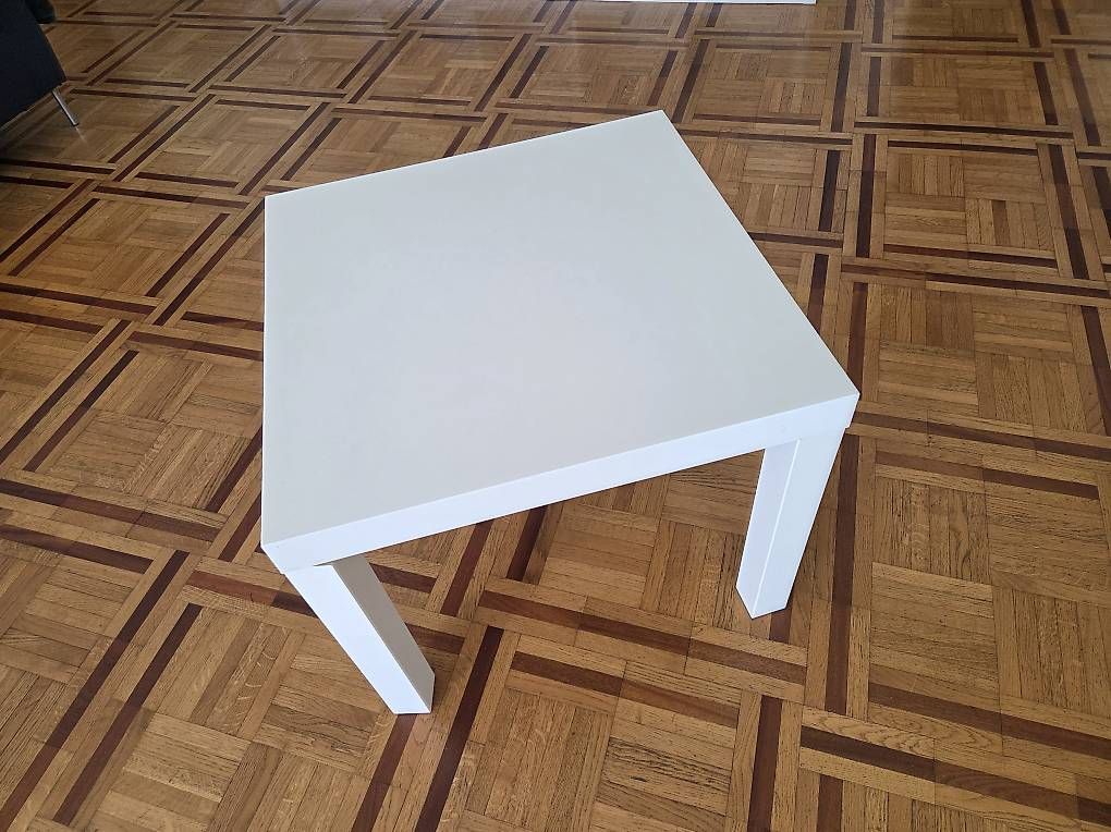Ikea Tavoli: 4 Tables d'appoint, blanc, 55x55 cm – Usato da Lausanne venduto da che_b9hq 1
