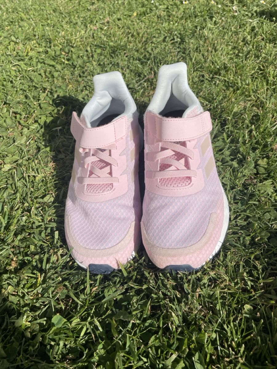 Adidas Schuhe für Jungen: Shoes – Neu (gemäss Beschreibung) aus Erlenbach ZH von van_st5g 2