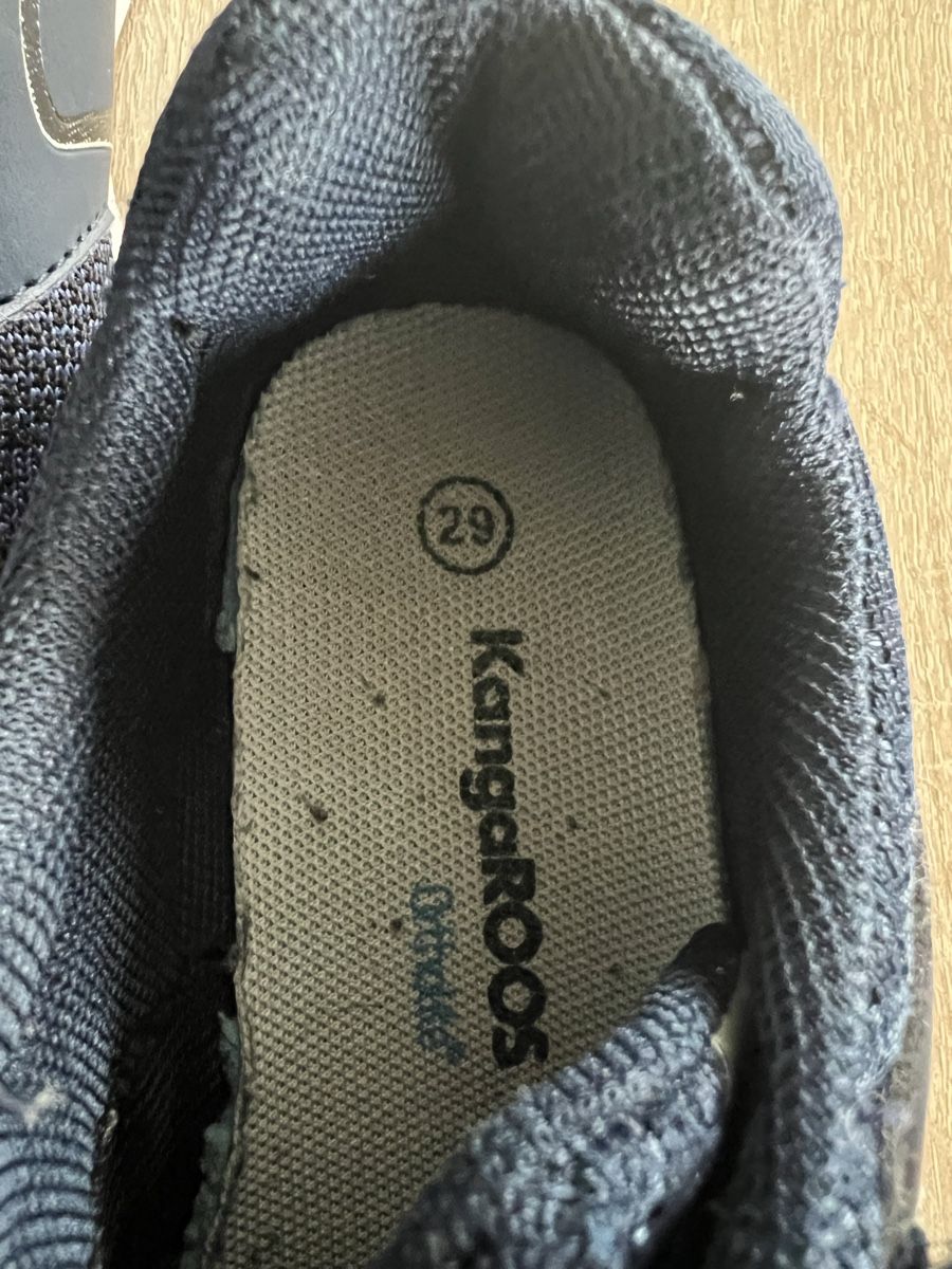 Scarpe per ragazzi: Kinder Turnschuhe – Usato da Heiligenschwendi venduto da Miss-Marpel76 1