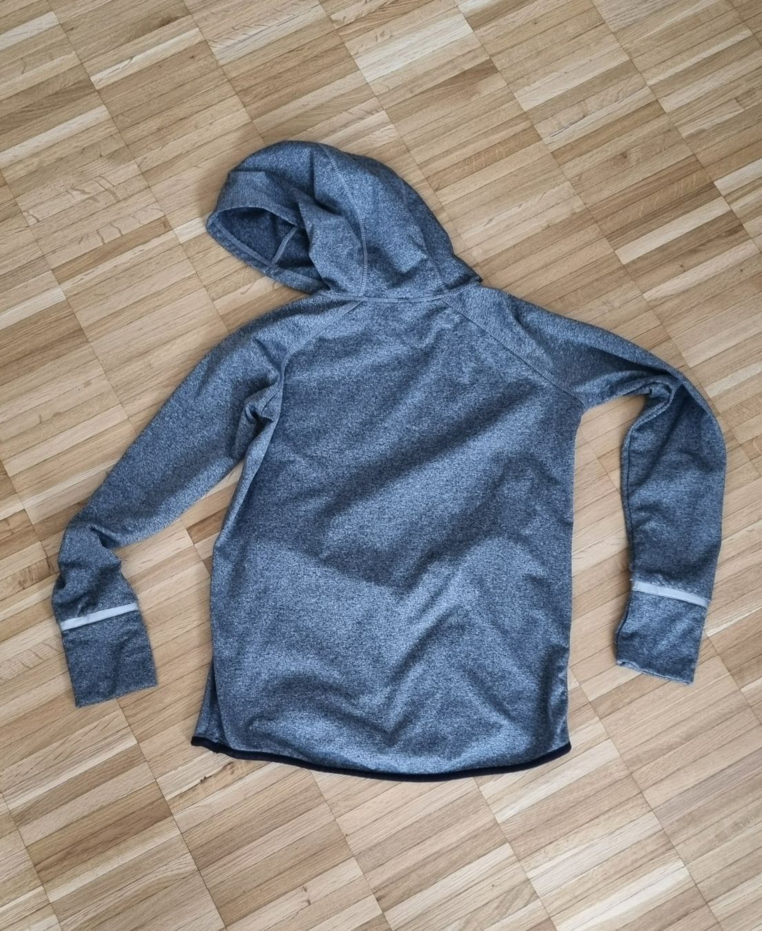 Jacken: Sport-/Velo-/Jogging-Jacke - Gr. 36 – Gebraucht aus Neftenbach von DanielaS01020304 1
