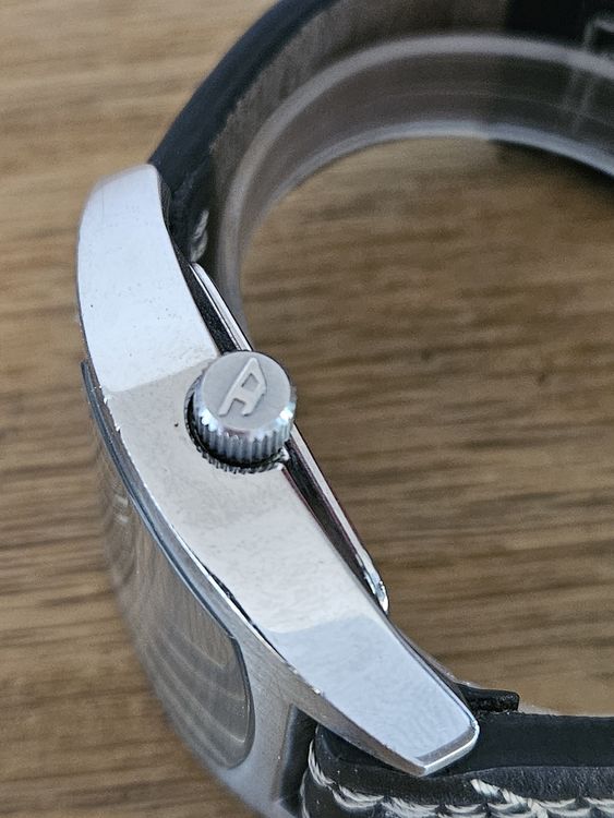 Diesel Herrenuhr 44mm 4