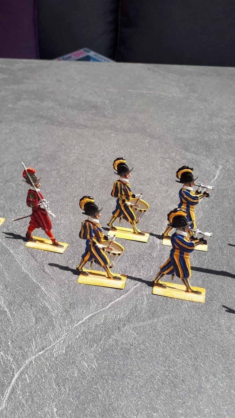 Statuette: Zinnfiguren Schweizergarde – Usato da Allschwil venduto da mematho 2