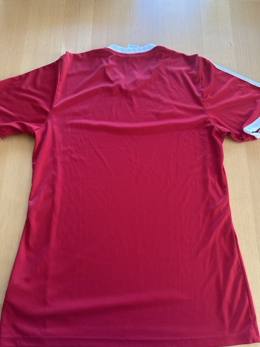Adidas Maillots de corps & Pantalons: Maillot de foot taille M – D'occasion à Villarimboud par ily01 1