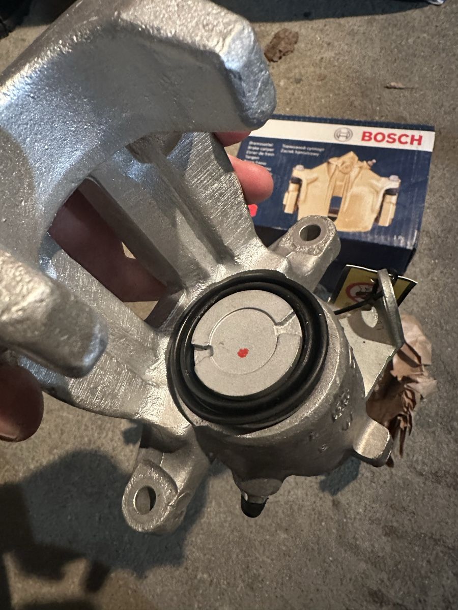 Bosch Tutti pezzi di ricambio auto: Bremssattel Audi S3 8L – Nuovo (secondo la descrizione) da Domat Ems venduto da SirAntunes 2